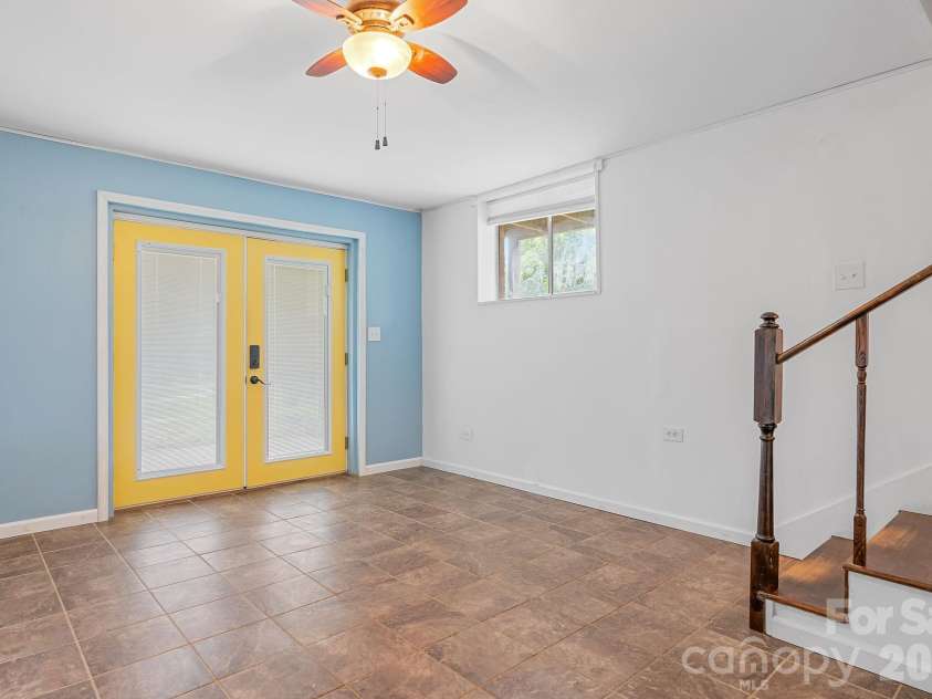 18 Briar Fork Way, Fletcher, NC 28732.  MLS# CAR4322791, YatesRealty ID 2943. 