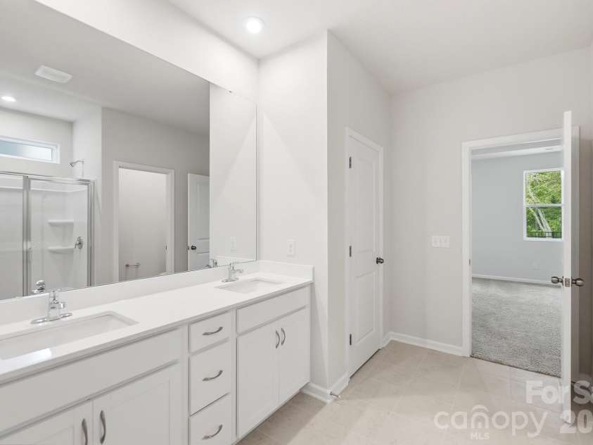 2706 Phoenix Court, Gastonia, NC 28052.  MLS# CAR4353144, YatesRealty ID 2943. 