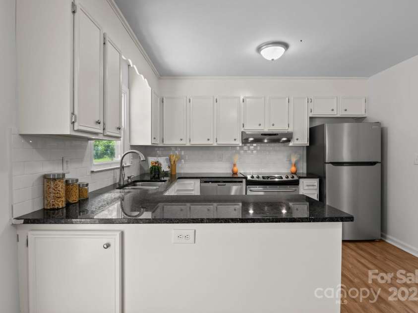 146 Duff Street, Gastonia, NC 28054.  MLS# CAR4268629, YatesRealty ID 29430. 