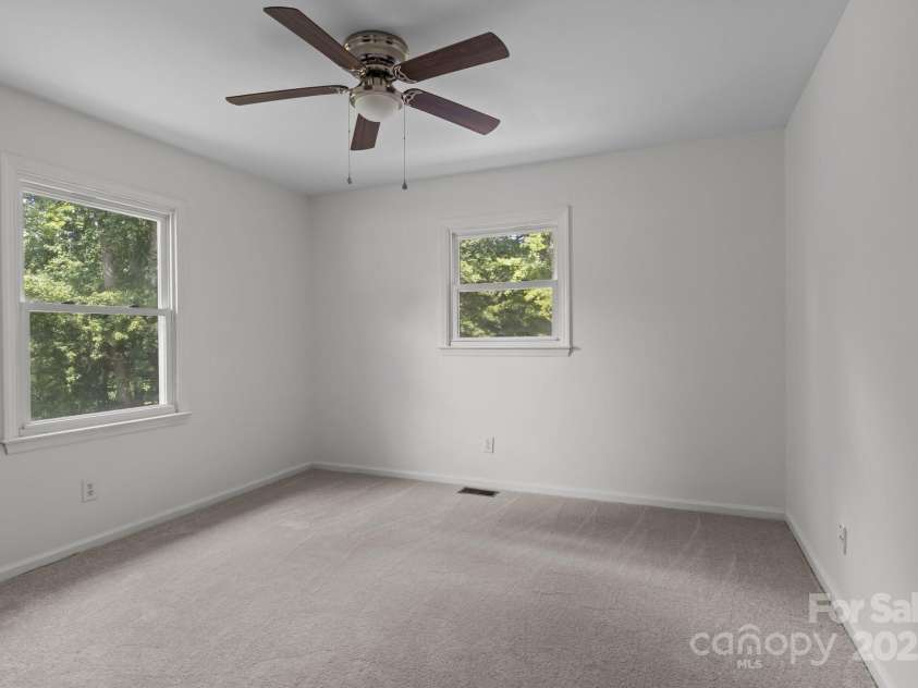 146 Duff Street, Gastonia, NC 28054.  MLS# CAR4268629, YatesRealty ID 29430. 