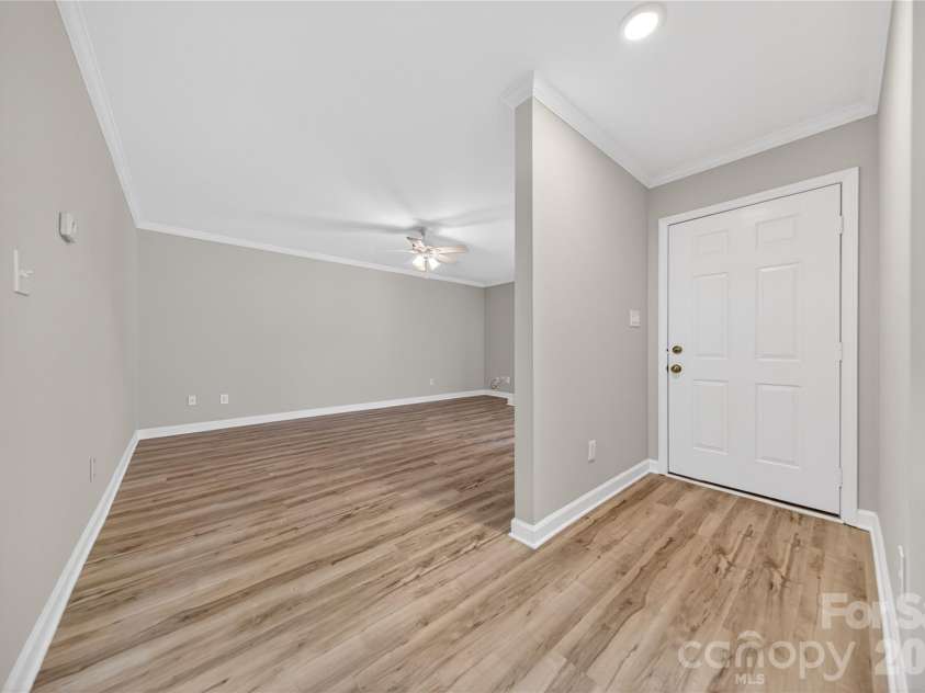 2405 Quail Lake Drive, Charlotte, NC 28210.  MLS# CAR4385863, YatesRealty ID 29432. 