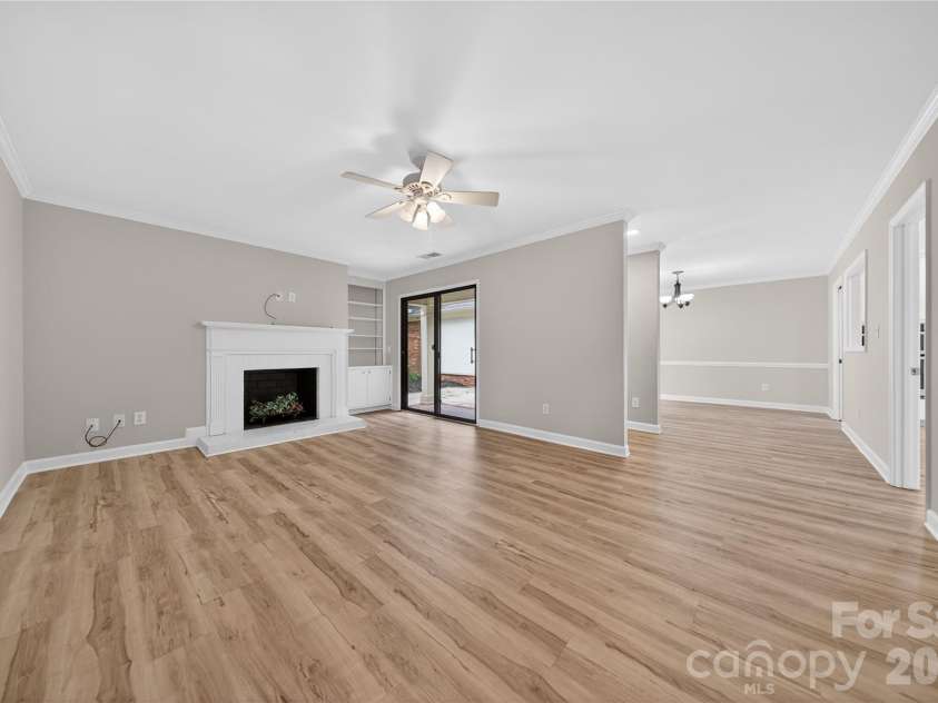 2405 Quail Lake Drive, Charlotte, NC 28210.  MLS# CAR4385863, YatesRealty ID 29432. 