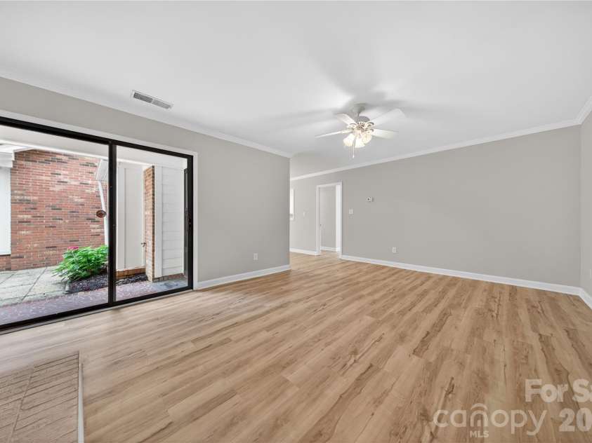 2405 Quail Lake Drive, Charlotte, NC 28210.  MLS# CAR4385863, YatesRealty ID 29432. 