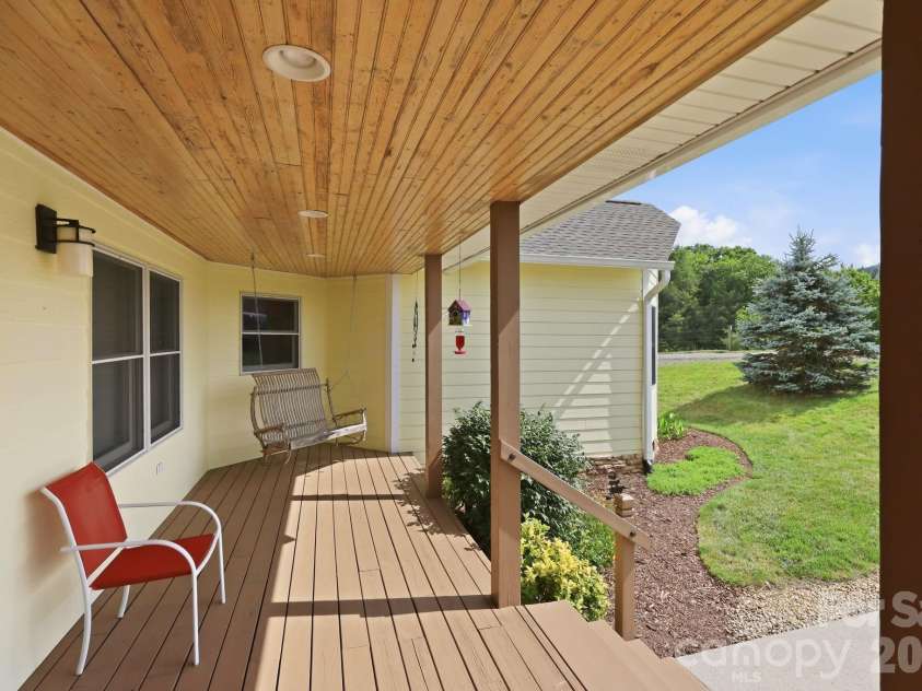 409 Tall Timbers Lane, Waynesville, NC 28785.  MLS# CAR4388661, YatesRealty ID 29434. 