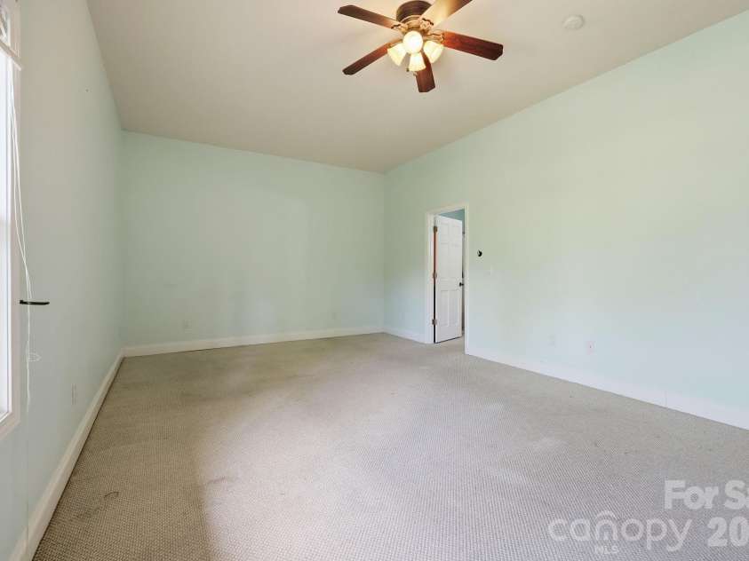 409 Tall Timbers Lane, Waynesville, NC 28785.  MLS# CAR4388661, YatesRealty ID 29434. 