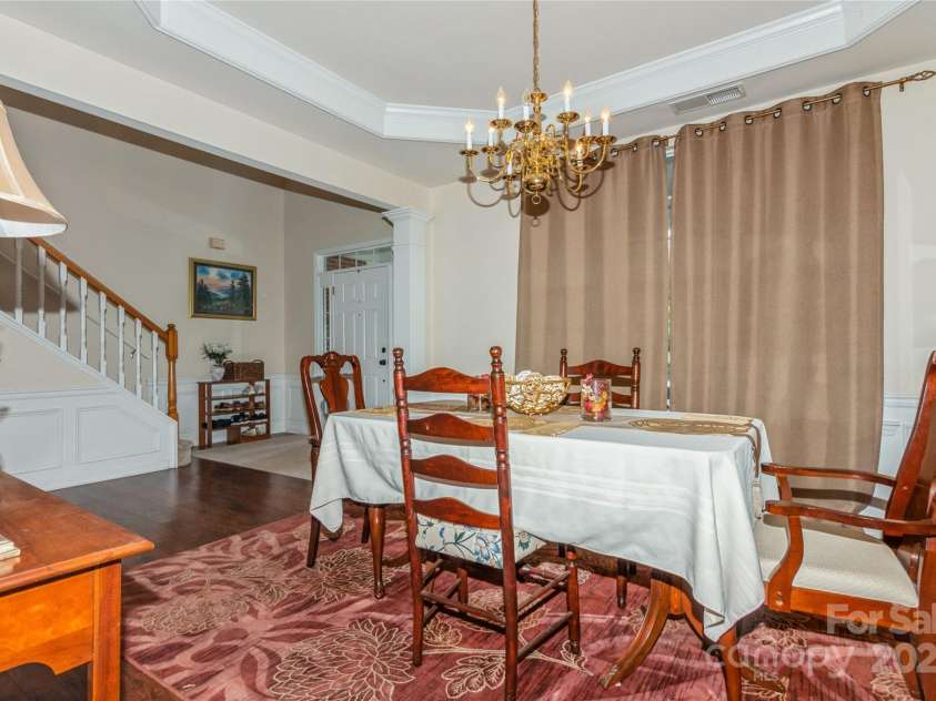 18302 Victoria Bay Drive, Cornelius, NC 28031.  MLS# CAR4280900, YatesRealty ID 29435. 