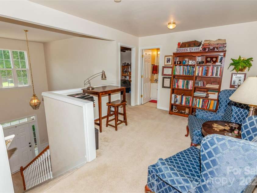 18302 Victoria Bay Drive, Cornelius, NC 28031.  MLS# CAR4280900, YatesRealty ID 29435. 