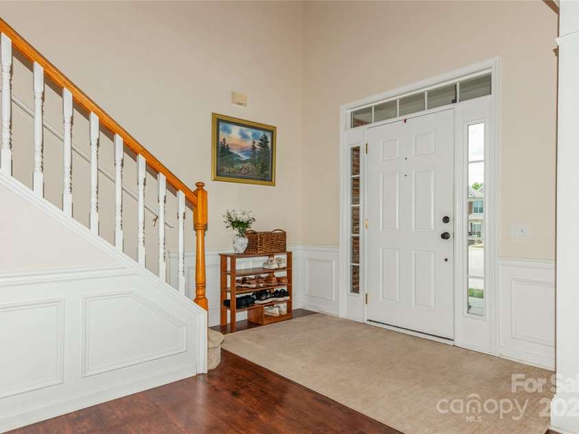 18302 Victoria Bay Drive, Cornelius, NC 28031.  MLS# CAR4280900, YatesRealty ID 29435. 