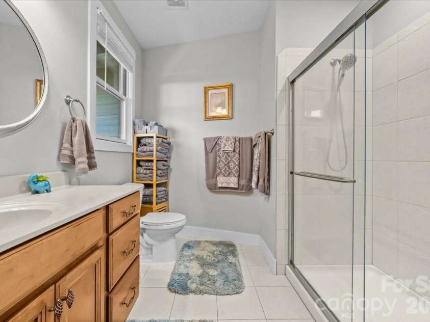 2207 Sierra Trace Road, Denton, NC 27239.  MLS# CAR4381006, YatesRealty ID 29435. 