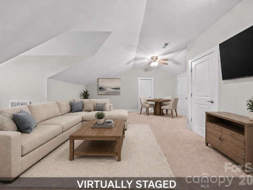 2207 Sierra Trace Road, Denton, NC 27239.  MLS# CAR4381006, YatesRealty ID 29435. 