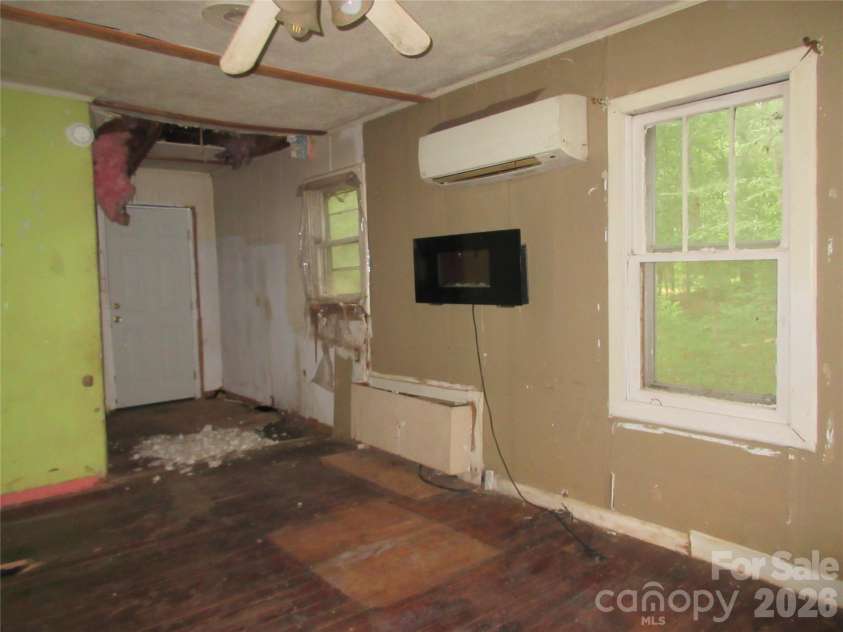 114 Shady Lane, Mooresboro, NC 28114.  MLS# CAR4389399, YatesRealty ID 29436. 