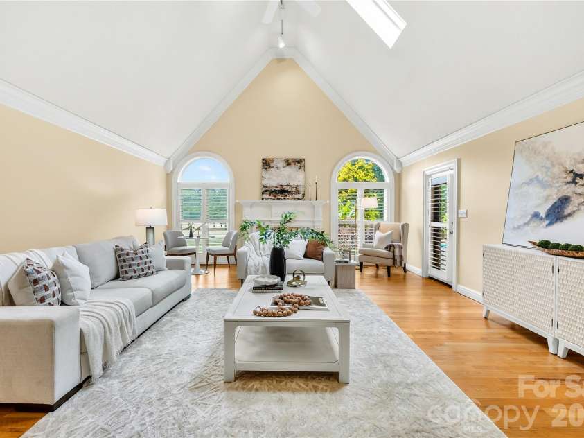 3765 Glenn Oaks Drive, Maiden, NC 28650.  MLS# CAR4381204, YatesRealty ID 29437. 