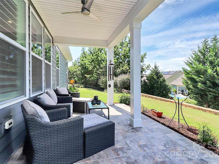 7311 Surprise Court, Charlotte, NC 28215.  MLS# CAR4281833, YatesRealty ID 29437. 