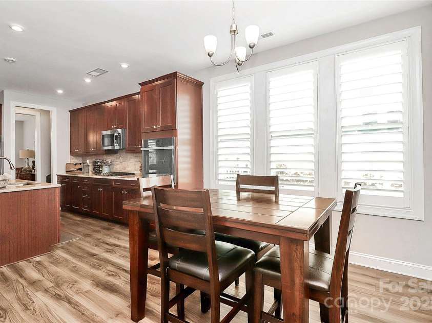 7311 Surprise Court, Charlotte, NC 28215.  MLS# CAR4281833, YatesRealty ID 29437. 