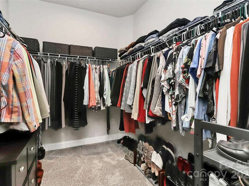 7311 Surprise Court, Charlotte, NC 28215.  MLS# CAR4281833, YatesRealty ID 29437. 