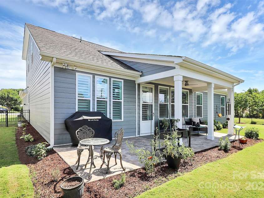 7311 Surprise Court, Charlotte, NC 28215.  MLS# CAR4281833, YatesRealty ID 29437. 