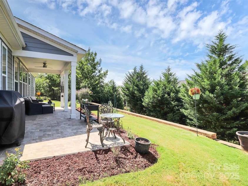 7311 Surprise Court, Charlotte, NC 28215.  MLS# CAR4281833, YatesRealty ID 29437. 