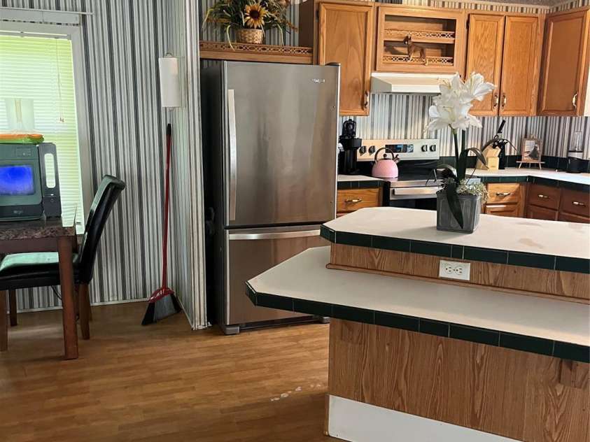 6 John Hazel Drive, Swannanoa, NC 28778.  MLS# CAR4390491, YatesRealty ID 29438. Kitchen with bar