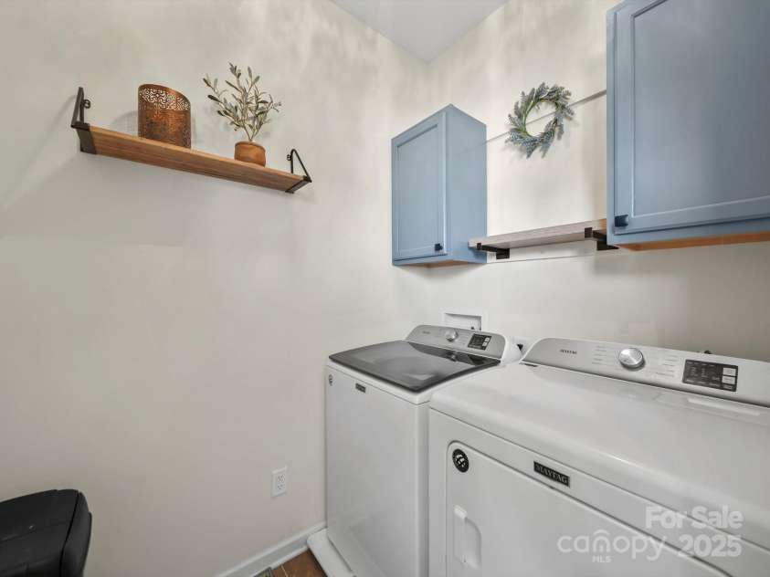 159 Autumn Mist Road, Statesville, NC 28677.  MLS# CAR4272754, YatesRealty ID 29439. 