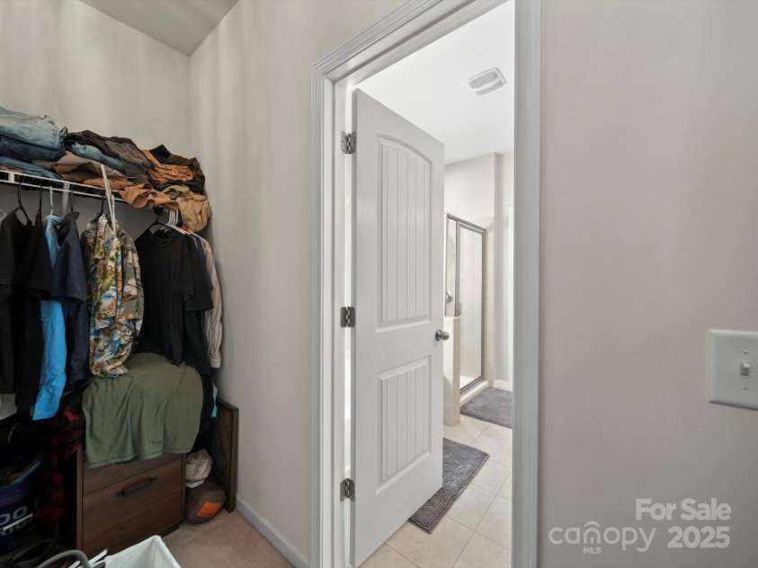 159 Autumn Mist Road, Statesville, NC 28677.  MLS# CAR4272754, YatesRealty ID 29439. 