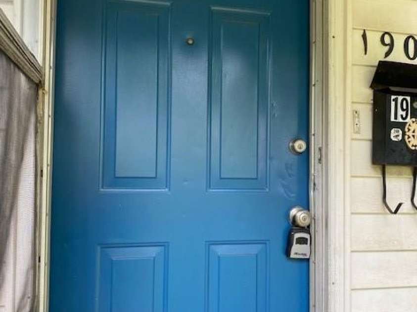 1909 Camp Greene Street, Charlotte, NC 28208.  MLS# CAR4391287, YatesRealty ID 29439. 