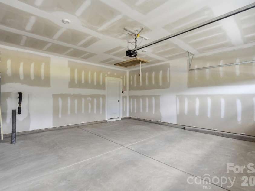2713 Westmont Drive, Gastonia, NC 28052.  MLS# CAR4328785, YatesRealty ID 2944. 