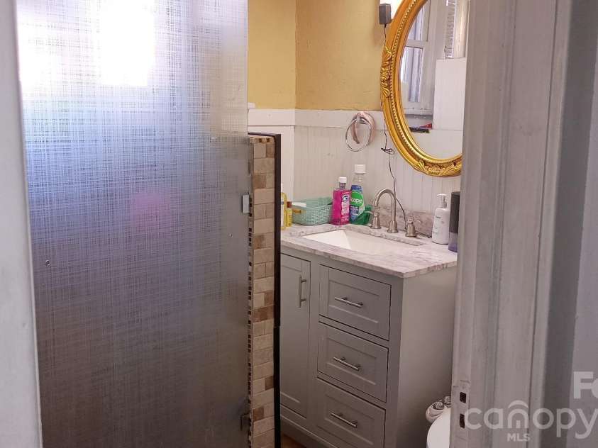 125 Caldwell Street, Salisbury, NC 28144.  MLS# CAR4386117, YatesRealty ID 29440. 