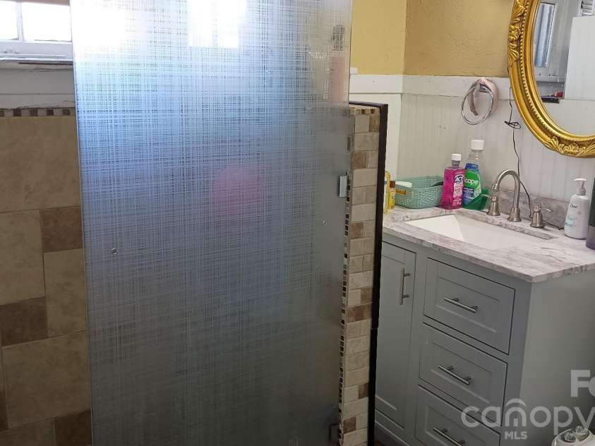 125 Caldwell Street, Salisbury, NC 28144.  MLS# CAR4386117, YatesRealty ID 29440. 