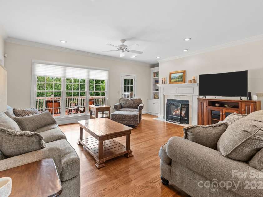 2441 Thornfield Drive, Lenoir, NC 28645.  MLS# CAR4280373, YatesRealty ID 29441. 