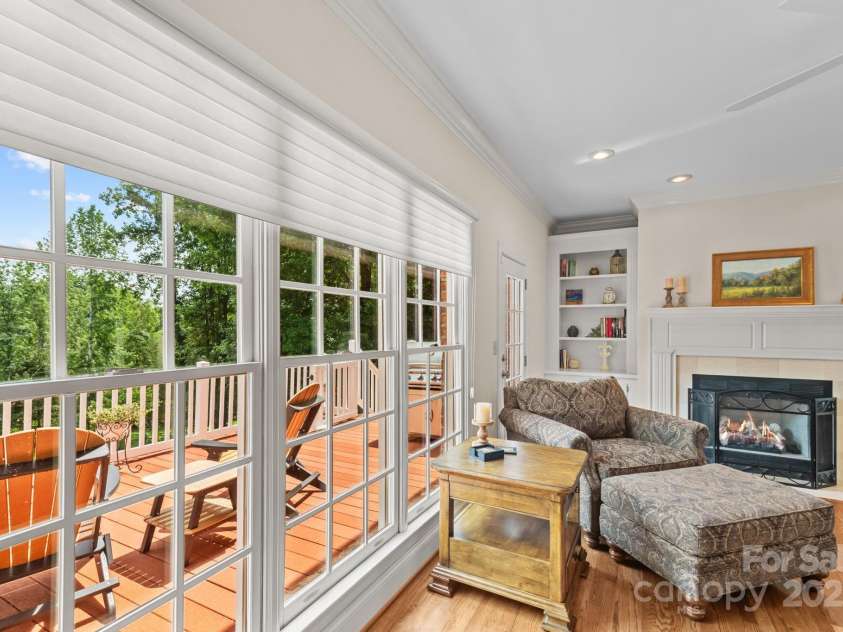 2441 Thornfield Drive, Lenoir, NC 28645.  MLS# CAR4280373, YatesRealty ID 29441. 