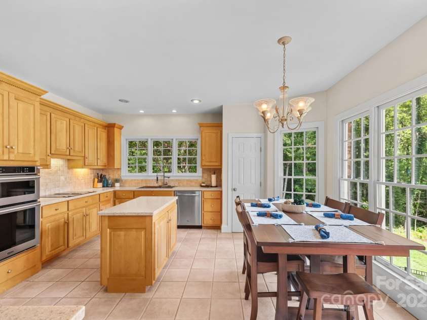 2441 Thornfield Drive, Lenoir, NC 28645.  MLS# CAR4280373, YatesRealty ID 29441. 