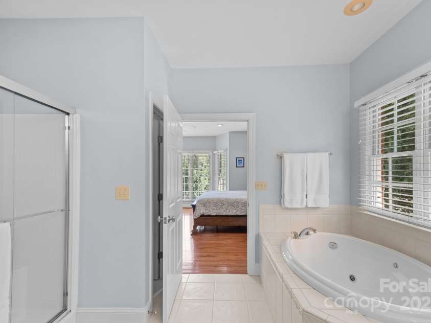 2441 Thornfield Drive, Lenoir, NC 28645.  MLS# CAR4280373, YatesRealty ID 29441. 