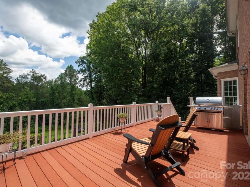 2441 Thornfield Drive, Lenoir, NC 28645.  MLS# CAR4280373, YatesRealty ID 29441. 