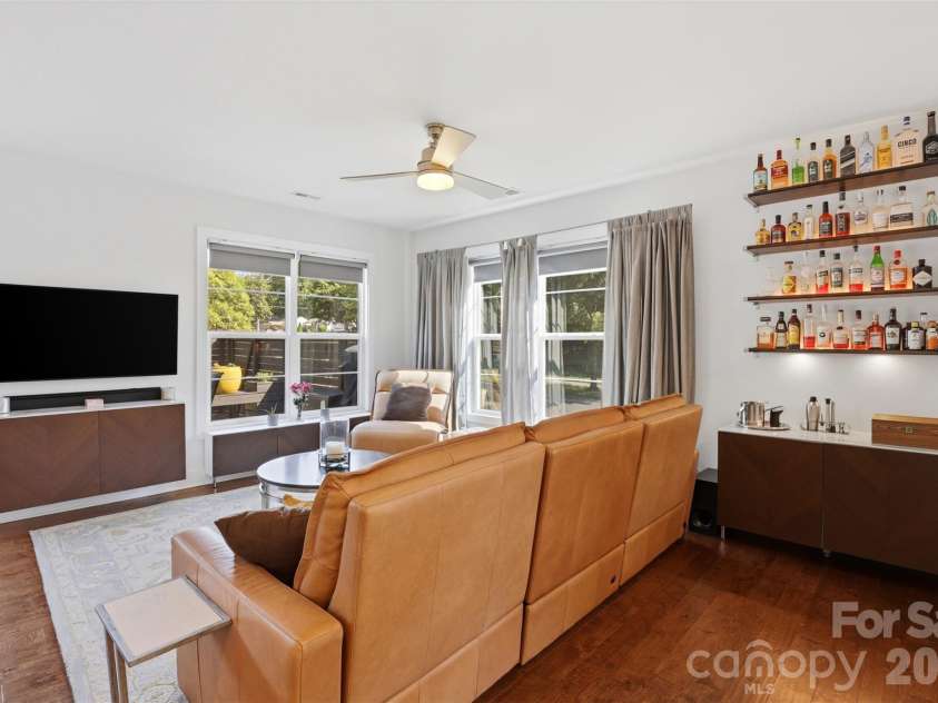 715 28th Street, Charlotte, NC 28205.  MLS# CAR4383784, YatesRealty ID 29441. Open concept living!