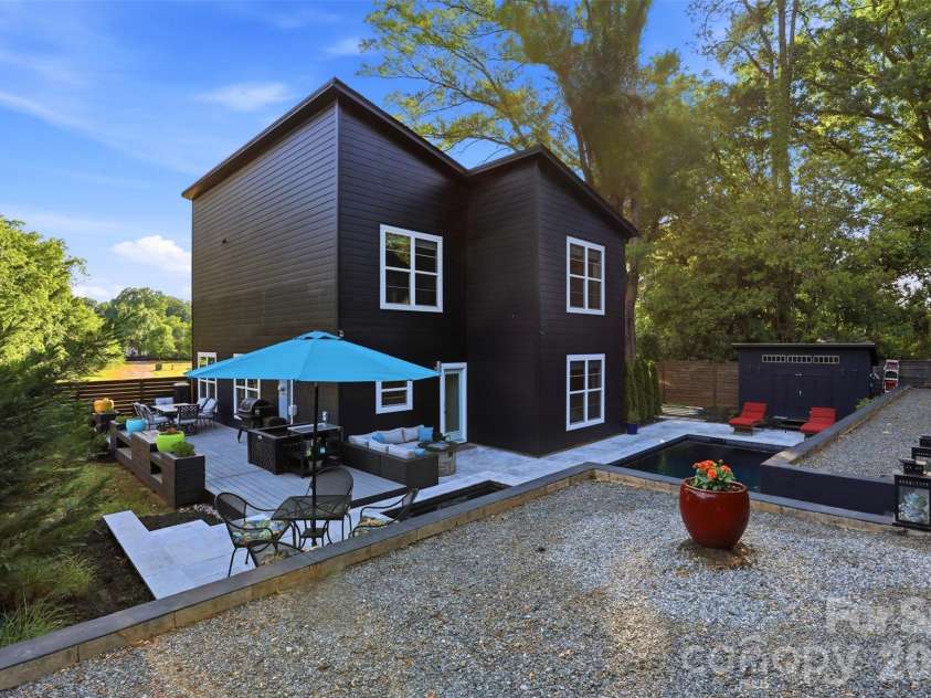 715 28th Street, Charlotte, NC 28205.  MLS# CAR4383784, YatesRealty ID 29441. Resort style pool!