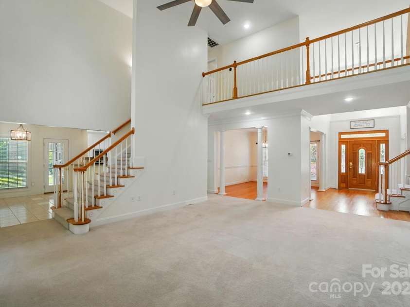 201 Limerick Drive, Matthews, NC 28104.  MLS# CAR4263987, YatesRealty ID 29442. 