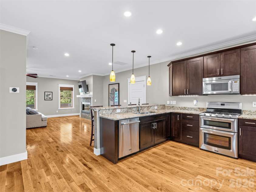71 Mclain Street, Asheville, NC 28803.  MLS# CAR4388314, YatesRealty ID 29445. 