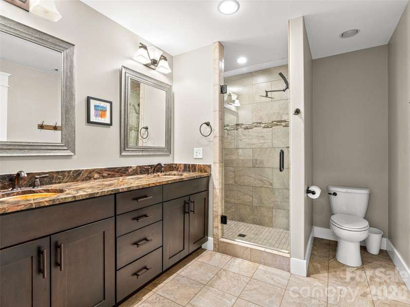 71 Mclain Street, Asheville, NC 28803.  MLS# CAR4388314, YatesRealty ID 29445. 