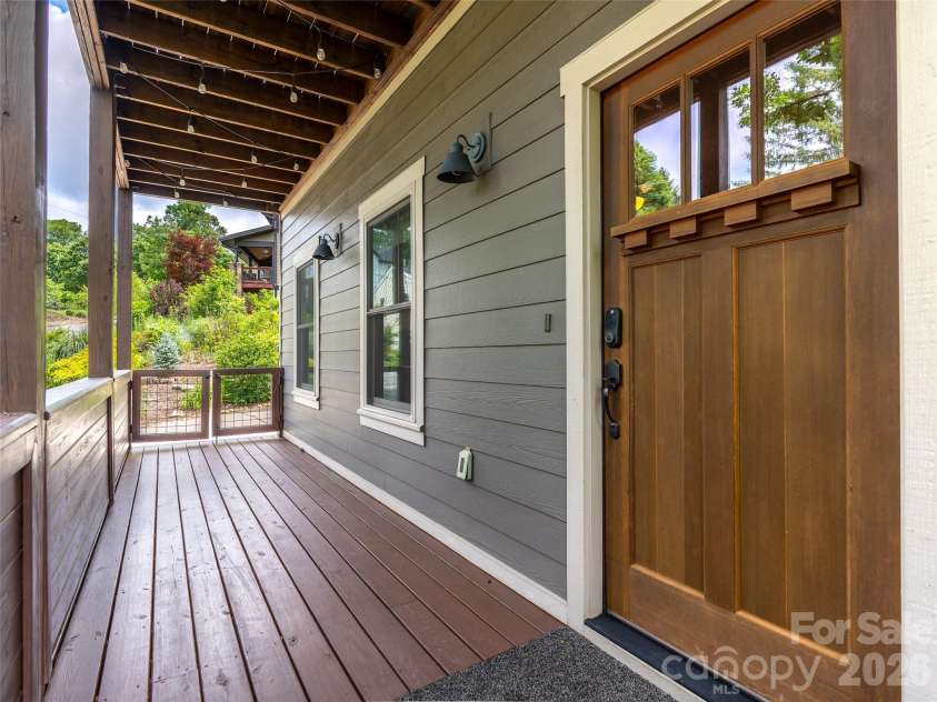 71 Mclain Street, Asheville, NC 28803.  MLS# CAR4388314, YatesRealty ID 29445. Spacious Front Porch