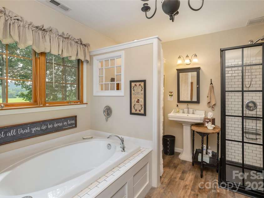 350 Winding Way Lane, Hendersonville, NC 28792.  MLS# CAR4285964, YatesRealty ID 29446. 