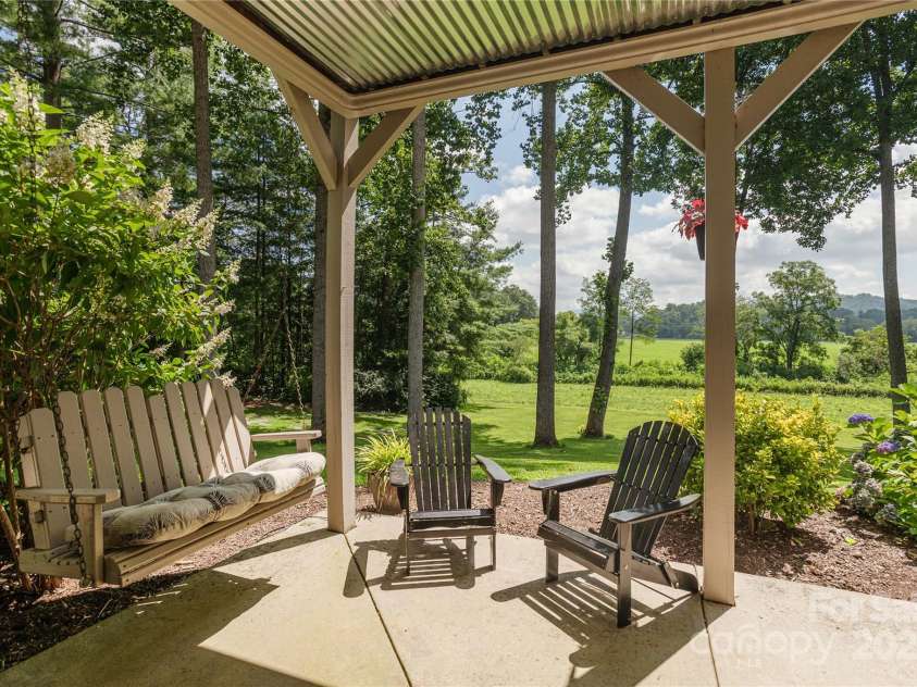 350 Winding Way Lane, Hendersonville, NC 28792.  MLS# CAR4285964, YatesRealty ID 29446. Enjoy the views!