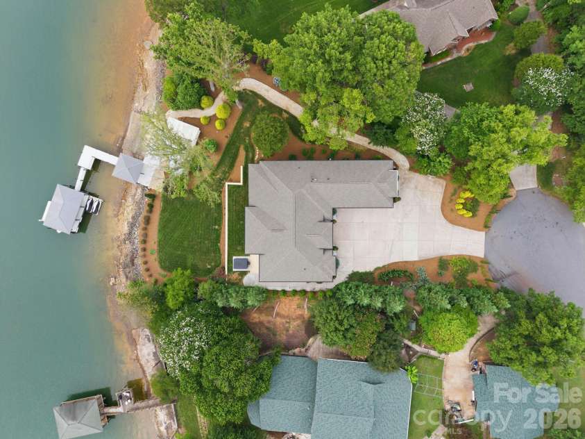 7272 Lynbrook Circle, Denver, NC 28037.  MLS# CAR4391841, YatesRealty ID 29446. 