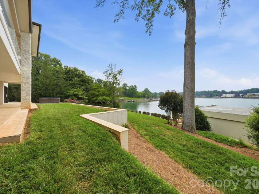 7272 Lynbrook Circle, Denver, NC 28037.  MLS# CAR4391841, YatesRealty ID 29446. 