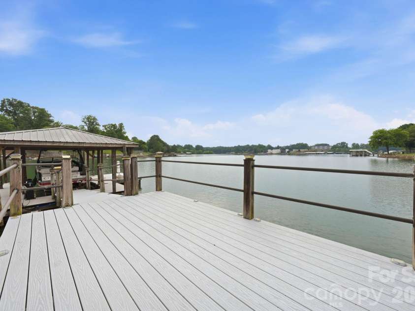 7272 Lynbrook Circle, Denver, NC 28037.  MLS# CAR4391841, YatesRealty ID 29446. 