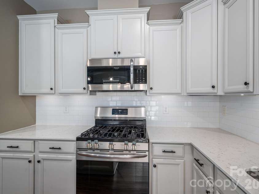 2643 Swamp Chestnut Oak Drive, Gastonia, NC 28056.  MLS# CAR4331929, YatesRealty ID 29447. 