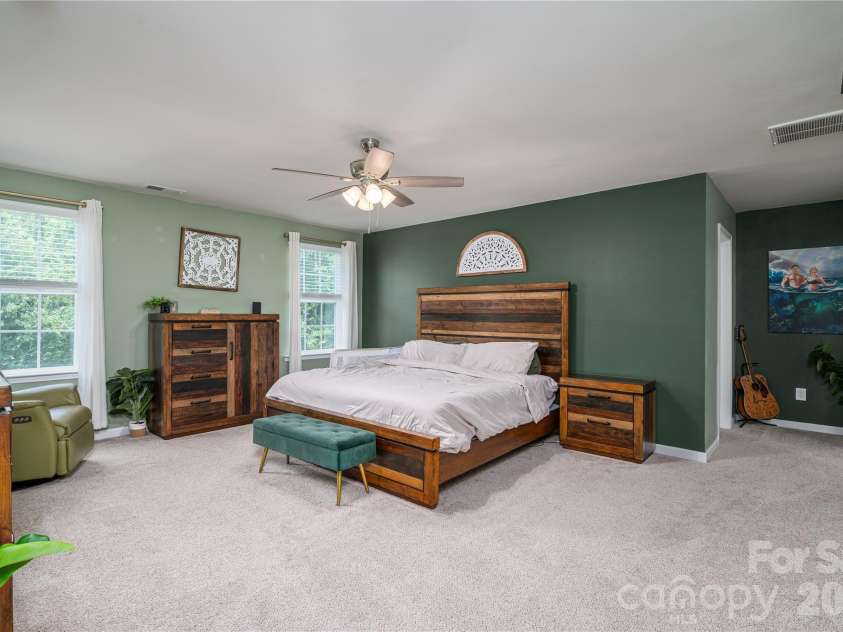 2643 Swamp Chestnut Oak Drive, Gastonia, NC 28056.  MLS# CAR4331929, YatesRealty ID 29447. 