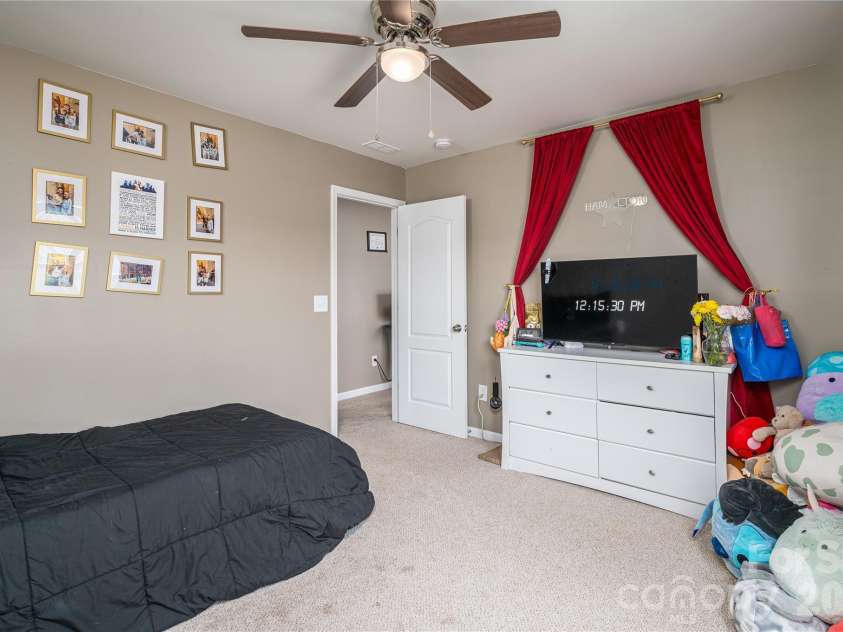 2643 Swamp Chestnut Oak Drive, Gastonia, NC 28056.  MLS# CAR4331929, YatesRealty ID 29447. 