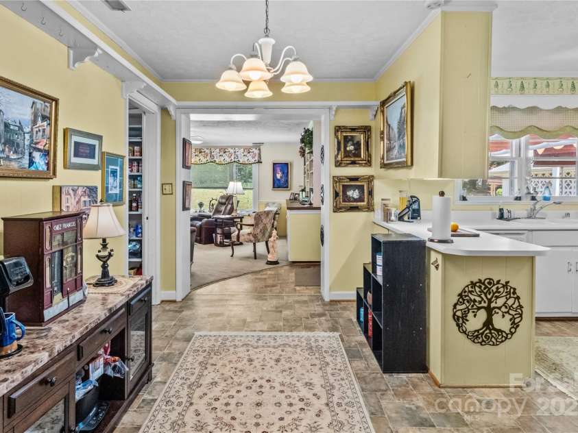 308 Taubrook Place, Lenoir, NC 28645.  MLS# CAR4286975, YatesRealty ID 29448. 