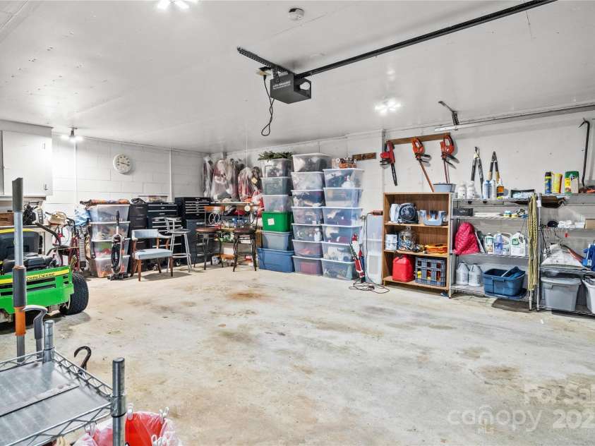 308 Taubrook Place, Lenoir, NC 28645.  MLS# CAR4286975, YatesRealty ID 29448. 