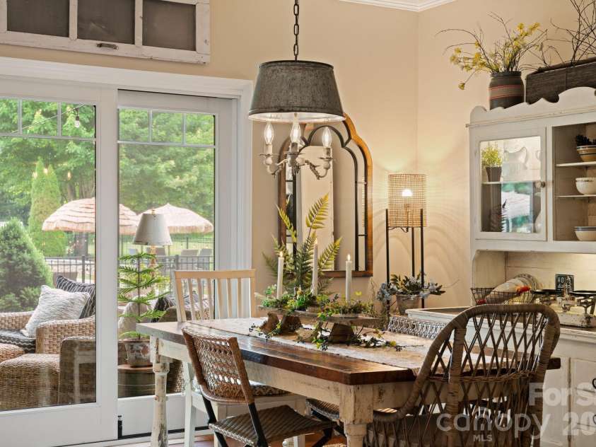 98 Garden Lane, Canton, NC 28716.  MLS# CAR4389362, YatesRealty ID 29448. 